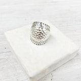 HAMMERED DOME RING