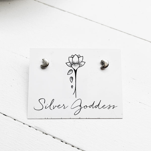 MINI MOON STUDS