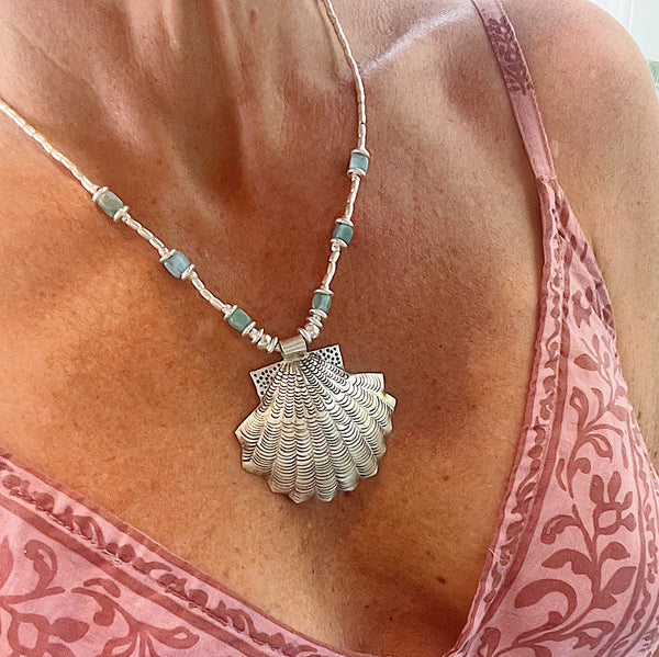 LARIMAR OCEAN NECKLACE