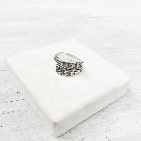 TRIBAL WRAP RING