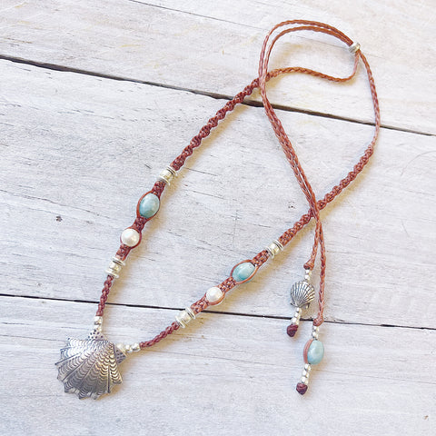 BY THE OCEAN MACRAME NECKLACE