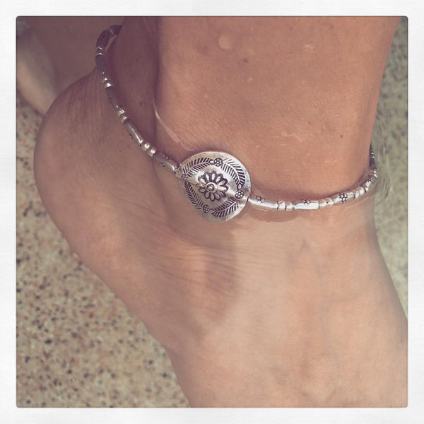 HILL TRIBE SILVER FLOWER ANKLET